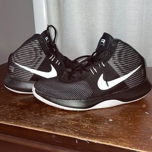 Nike Men’s Air Precision Size 10.5